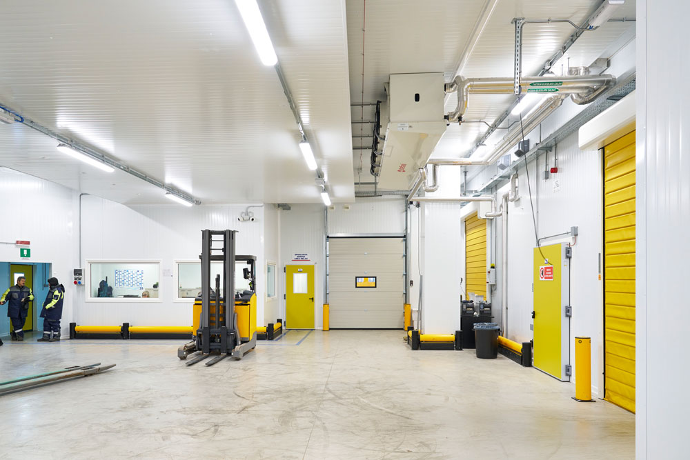 aerorefrigeratori grecale in baia di carico impianti refrigerazione industriali